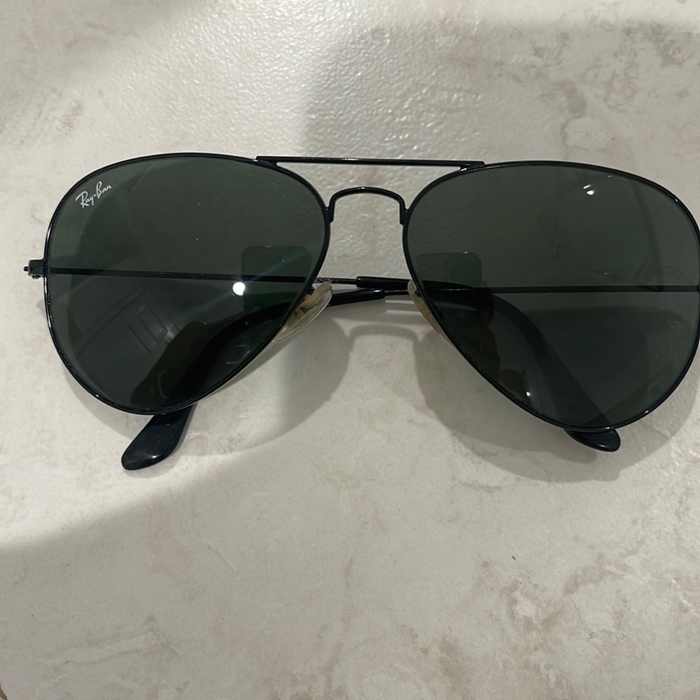 Ray ban black aviators